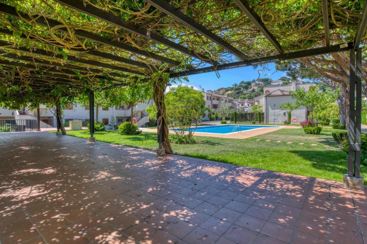 Apartament A Sant Antoni De Calonge กาลองเย ภายนอก รูปภาพ
